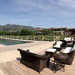 Olimagio Farm With Animals And 25m Pool, At Cycling Distance Pietrasanta