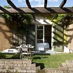 Olimagio Farm With Animals And 25m Pool, At Cycling Distance Landsted