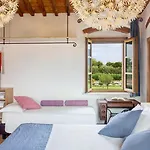 Olimagio Farm With Animals And 25m Pool, At Cycling Distance