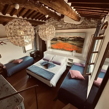 Country house Olimagio Farm With Animals And 25m Pool, At Cycling Distance Pietrasanta
