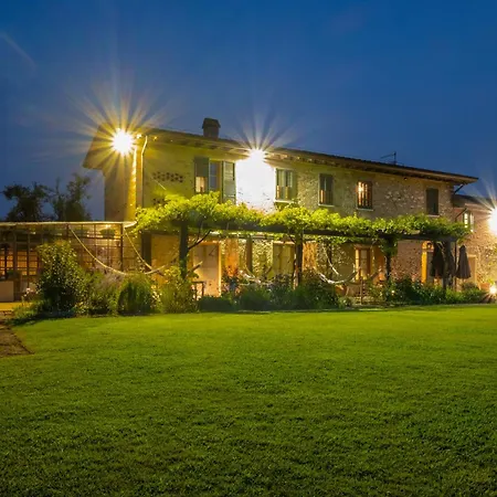 Olimagio Farm With Animals And 25m Pool, At Cycling Distance Landsted