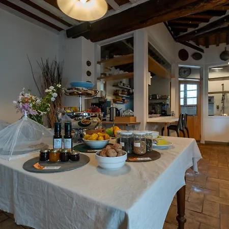 Olimagio Farm With Animals And 25m Pool, At Cycling Distance